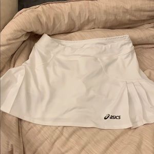 Tennis/golf skirt with built in shorts.